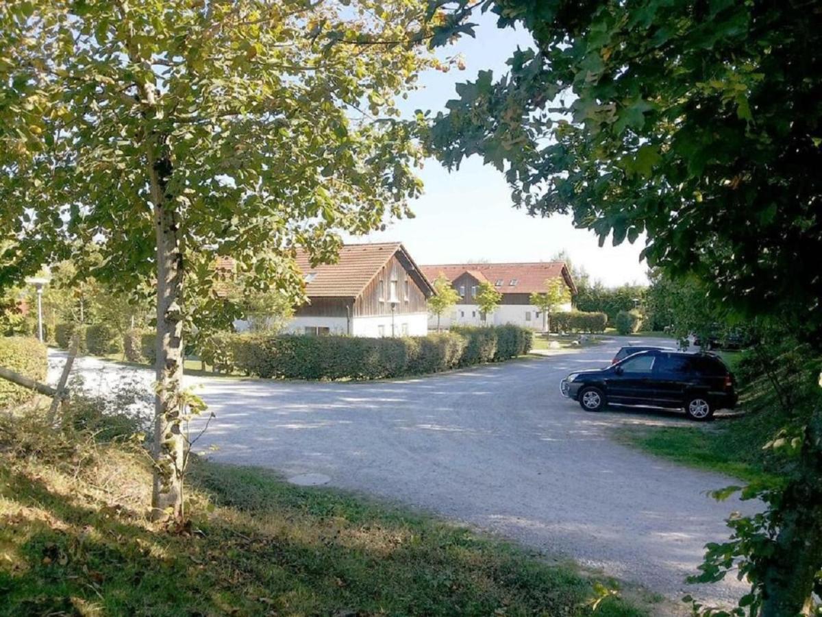 Ferienhaus An Der Westernstadt In Eging Bagian luar foto
